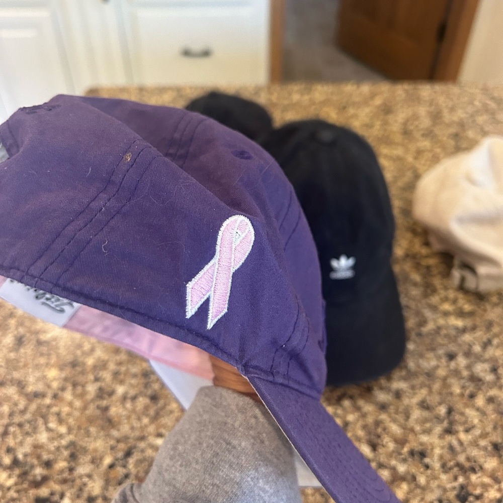 Titleist Purple Cap - Picture 2 of 3